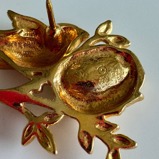 Vintage Avon Mothers Nest Bird Faux Pearl Gold Tone Pin 1991 Three Eggs