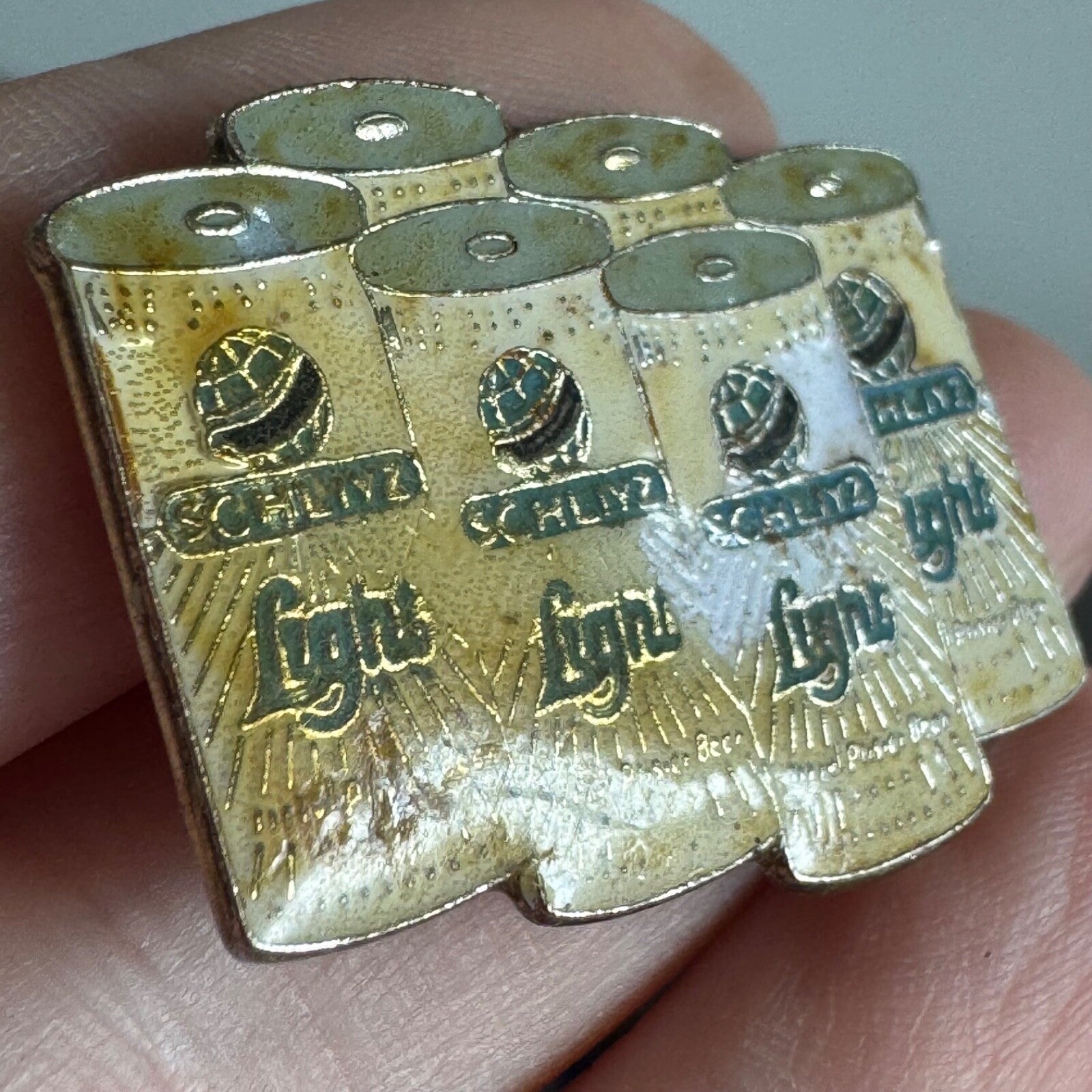 Vintage Schlitz Light Beer 6-Pack Pin – Vintage Breweriana Enamel Collectible