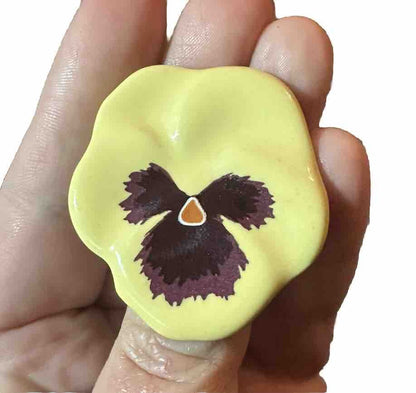 Vintage Pansy Glazed Porcelain Flower Pin Brooch Tri-Delta Kappa Alpha Theta