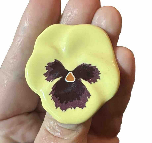 Vintage Pansy Glazed Porcelain Flower Pin Brooch Tri-Delta Kappa Alpha Theta