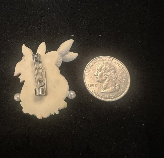 Vintage 1999 Avon Novelty Bunny Pin 2" Mr. Mrs.