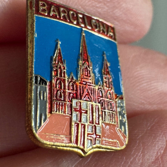 Vintage Barcelona Spain Cathedral of the Holy Cross and Saint Eulalia Lapel Pin