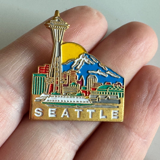 Vintage Seattle Skyline Pin – Space Needle & Mt. Rainier Scene