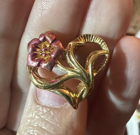 Flower In Heart Brooch Pin Gold Tone Pink Enamel Signed AVON 7/8"