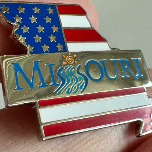 Missouri United States Flag Enamel Pin – USA Patriotic Design American Souvenir