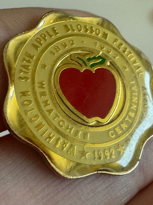 Vintage 1992 Wenatchee Apple Blossom Festival Pin Washington 
