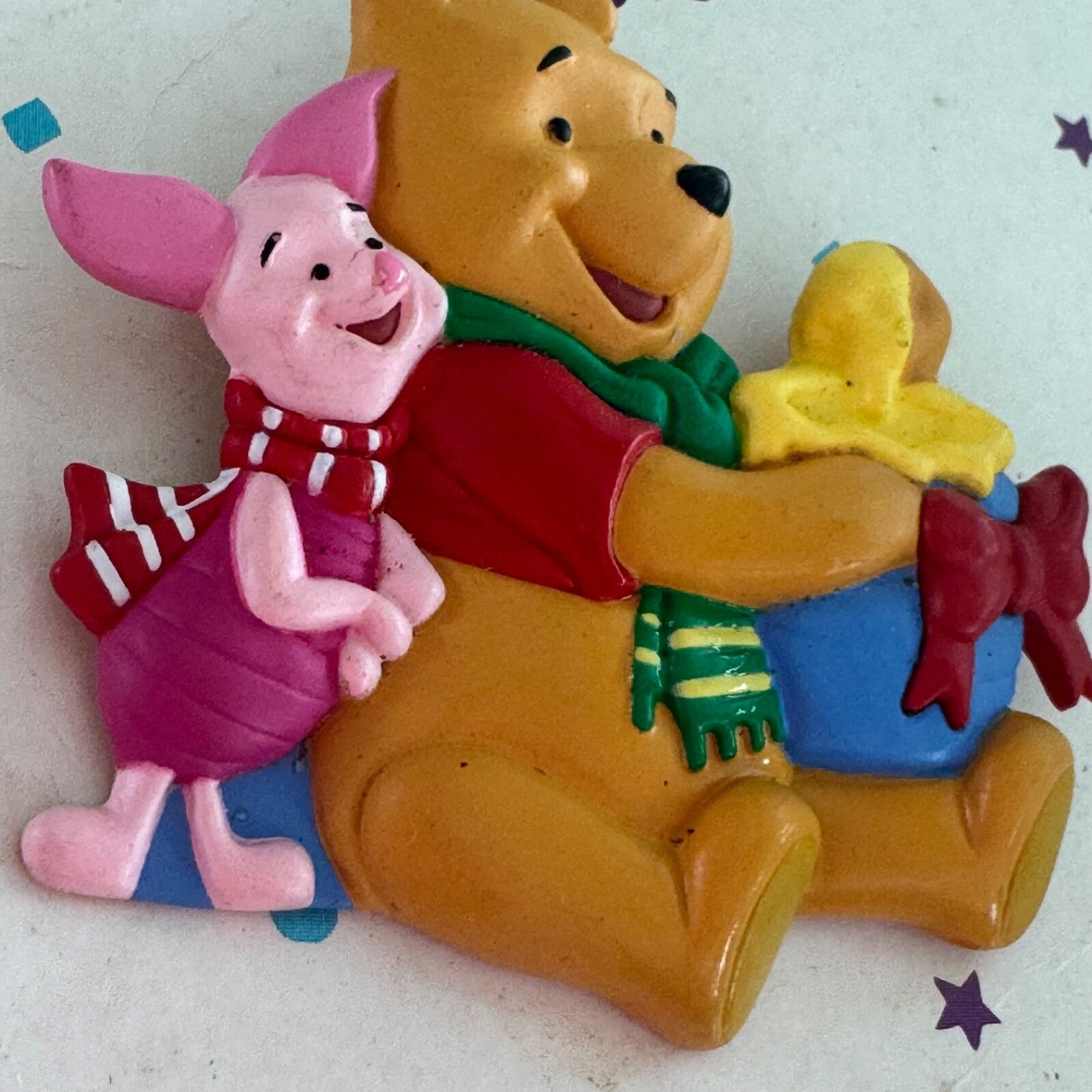 Vintage Hallmark Cards Winnie the Pooh Piglet Honey Jar Brooch Pin