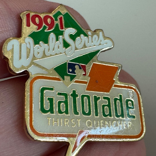 Vintage 1991 World Series Gatorade Thirst Quencher Lapel Pin MLB Baseball