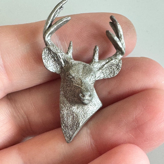 1988 Whitetail Deer Fine Pewter Animal Vintage GG HARRIS Tie Tack Lapel Pin