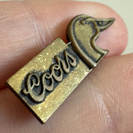 Coors Ducks Unlimited Beer Logo Lapel Pin