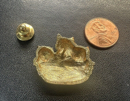 Avon Vintage 3 Cats in Basket Pin Tack Gold Tone Kittens Cat Kitten