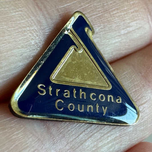 Vintage Strathcona County Alberta Canada Lapel Pin 