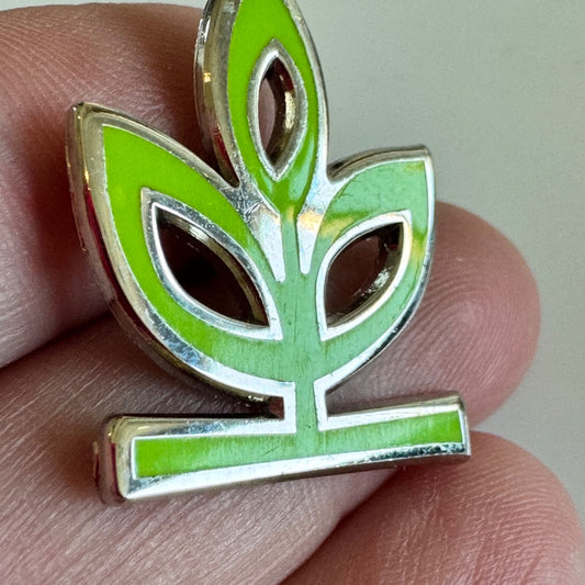 Ancestry.com Logo Green Leaf Pin – Geneology Enamel Plant Design