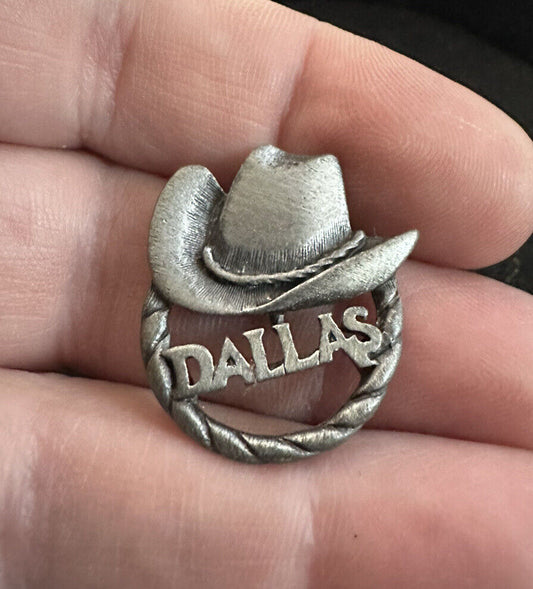 Dallas Texas Cowboy Hat Lasso Pewter Look Souvenir Tourist Pin
