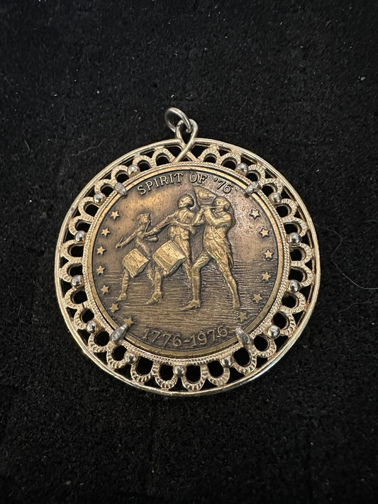 1976 Spirit Of ‘76 Medal New Buffalo Harbor Bicentennial USA Coin Pendant