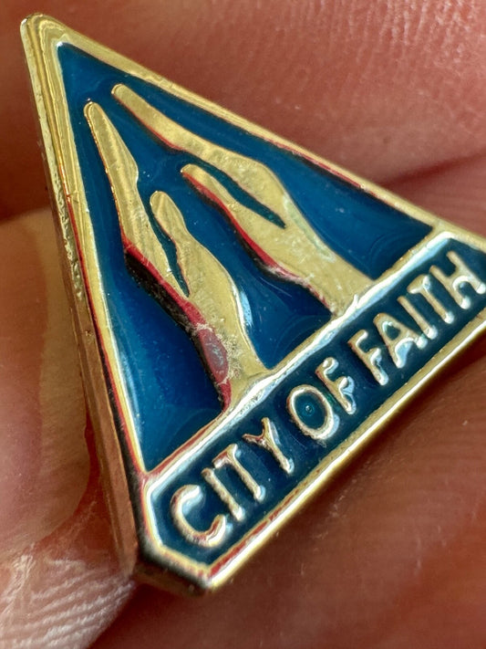 Vintage City of Faith Triangle Praying Hands Religious Pin Church