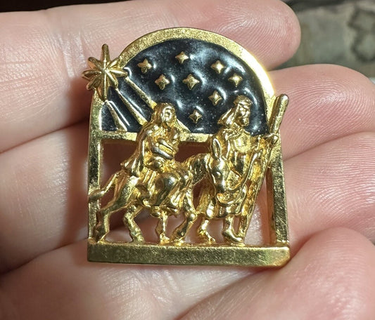 Gold Tone & Enamel Religious Avon Lapel Pin Mary Joseph Baby Jesus