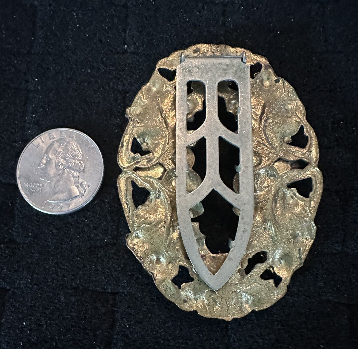 Antique Art Nouveau Ivy Leaf Brass Fur Clip Dress Clip Brooch Black Glass