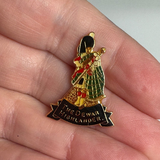 Vintage The Dewar Highlander Lapel Pin Dewars Whiskey Whisky