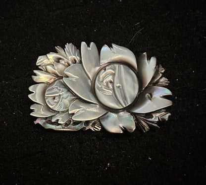Antique Mother Of Pearl Carved Floral Victorian Brooch Pin - Stunning - Estate