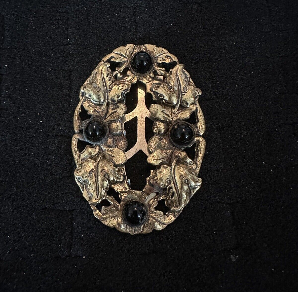 Antique Art Nouveau Ivy Leaf Brass Fur Clip Dress Clip Brooch Black Glass