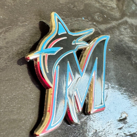 Miami Marlins MLB Team Pin – Baseball Logo Enamel Badge New on Card