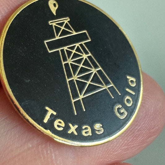 Texas Gold Oil Derrick Pin – Lone Star State Souvenir Enamel Badge
