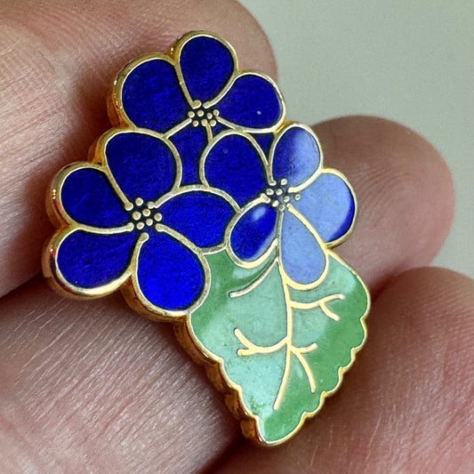Vintage Violets Blue Flower Enamel Pin Brooch – Gold Tone OES Flowers Tri Sigma
