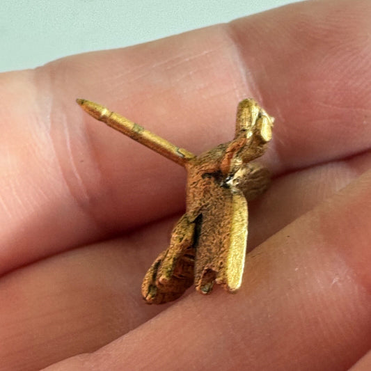 Antiqued Gold Bee Pin Tie Tack Brooch – Textured Insect Lapel Pin Nature Jewelry