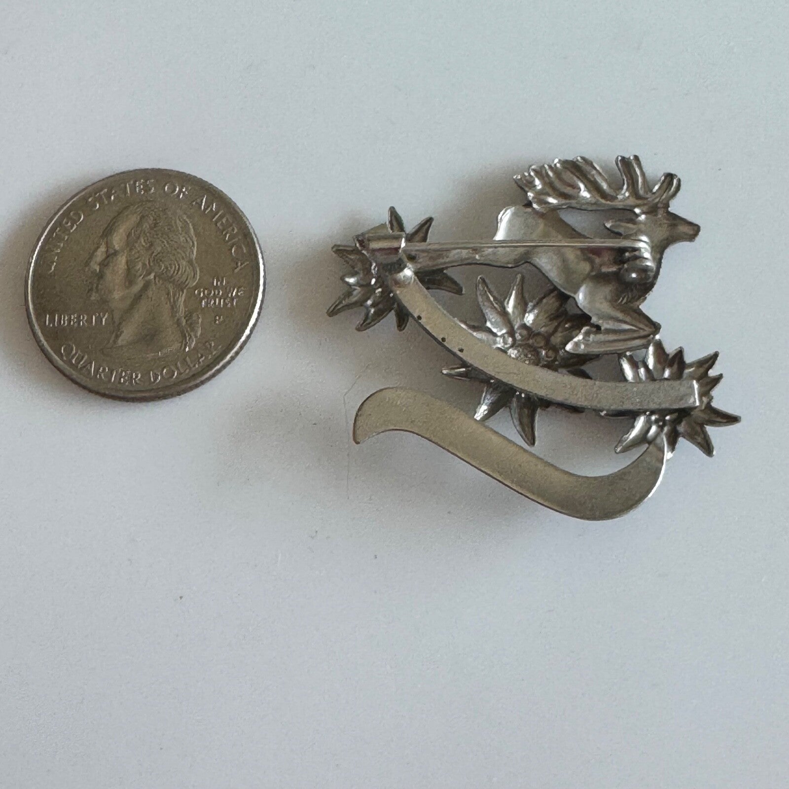 Vintage Chiemsee Germany Deer & Edelweiss Pin – Alpine Pewter Look Stag