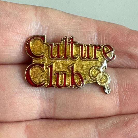 Vtg 1980s Culture Club Band Pin – Red & Gold Logo Music Fan Lapel Badge