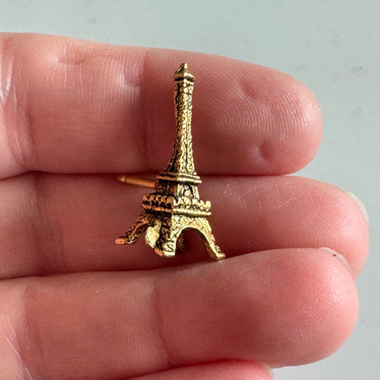 Vintage Eiffel Tower Lapel Pin Pin Tie Tack  – Paris Souvenir Badge Gold Tone