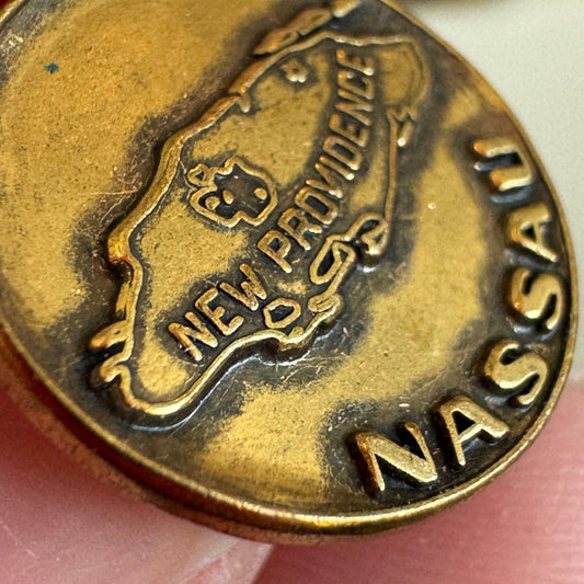 Vintage New Providence Nassau Bahamas Lapel Pin Tie Tack Souvenir Tourist