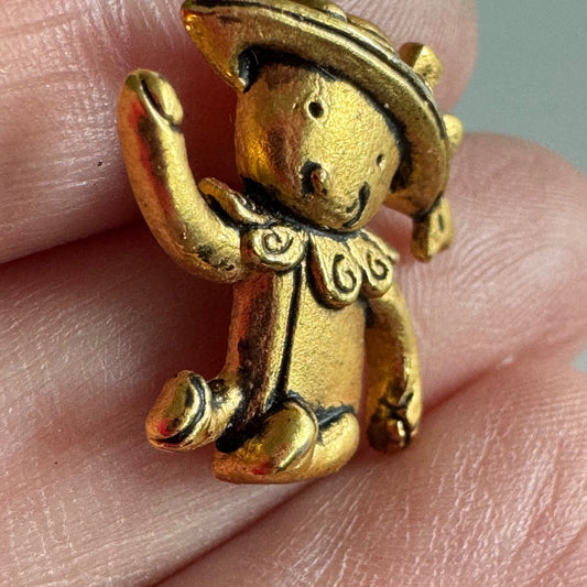 Vintage Whimsical Teddy Bear in Hat Brooch – Gold Tone Storybook Style Pin