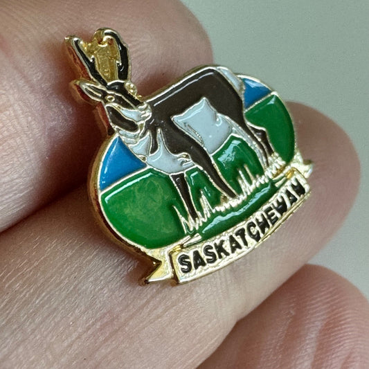 Vtg Saskatchewan Canada Antelope Pronghorn Enamel Souvenir Lapel Pin