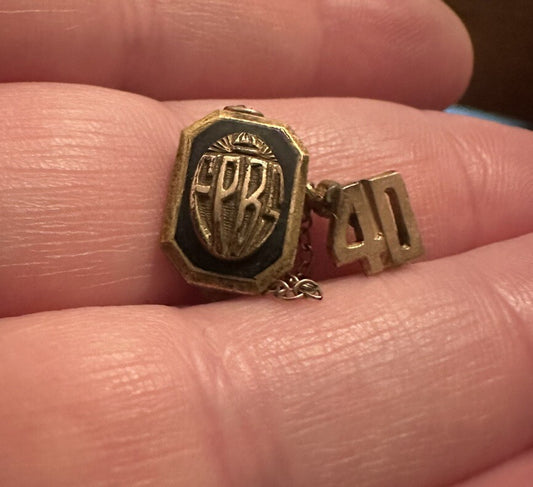1940 FPBS Floral Park-Bellerose School Lapel Pin Good Filled Signed