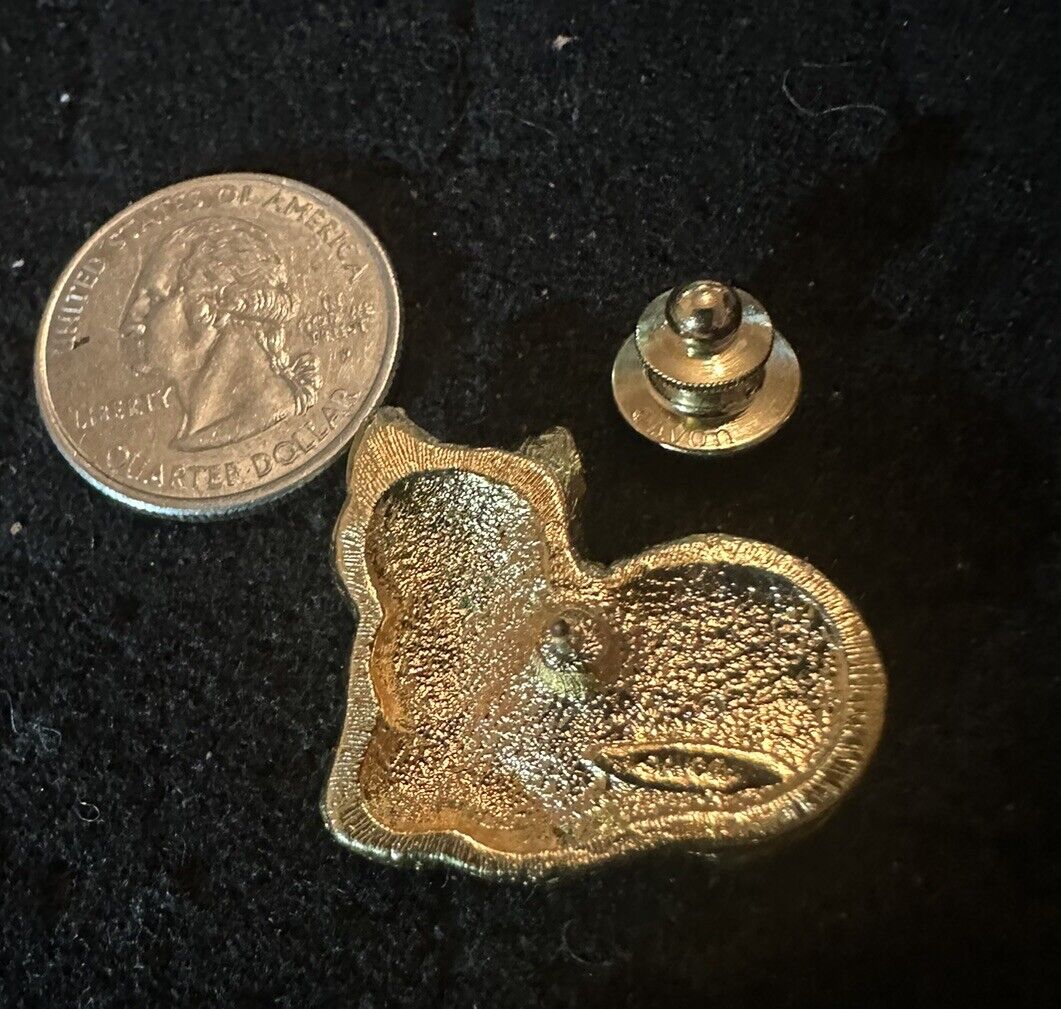 Avon Vintage Pin Tack Cat with Bow and Pearl Gold Tone Brooch