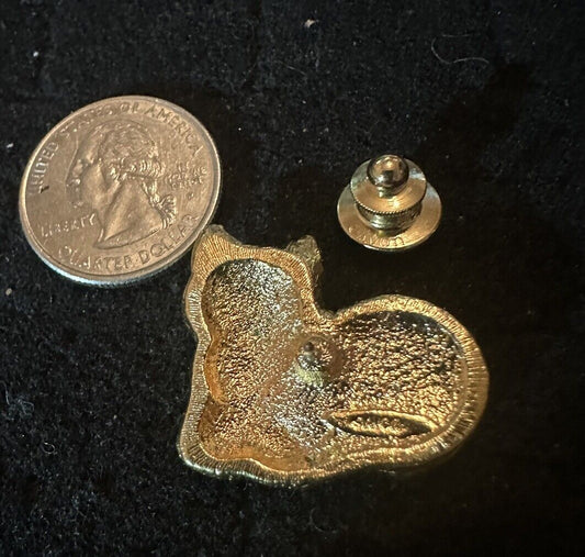 Avon Vintage Pin Tack Cat with Bow and Pearl Gold Tone Brooch