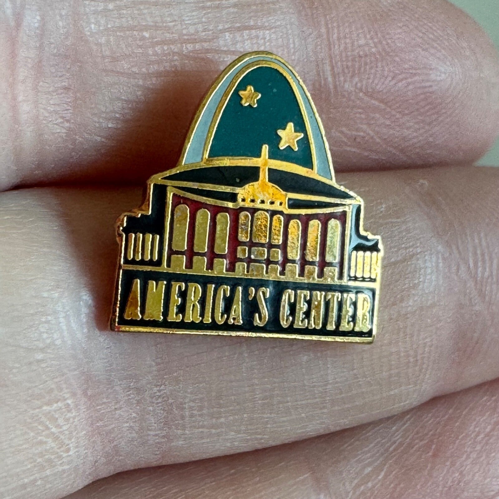 Vintage St Louis America's Center Lapel Pin Gateway Arch City Hall