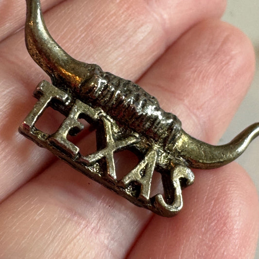 Vintage Texas Longhorn Horns Souvenir Tourist Lapel Pin 