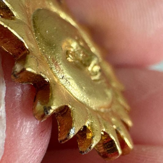 Vintage Golden Smiling Sun Pin – Cheerful Face with Radiant Rays
