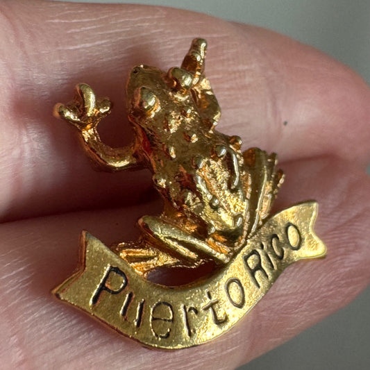 Gold Tone Puerto Rico Tree Frog Souvenir Tourist Lapel Pin 