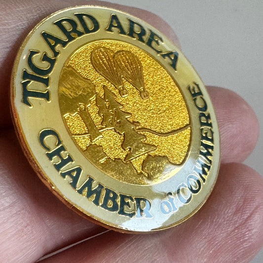 Vtg Tigard Oregon Chamber of Commerce Enamel Pin – Souvenir Hot Air Balloon