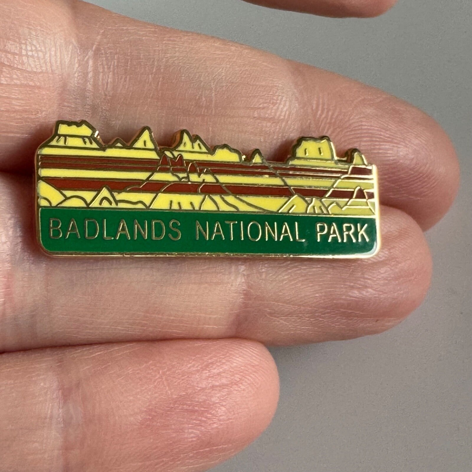 Badlands National Park Enamel Tourist Lapel Pin South Dakota SD 