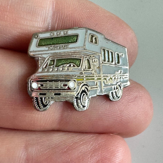 Vtg Winnebago RV Motorhome Silver Enamel Lapel Pin Green
