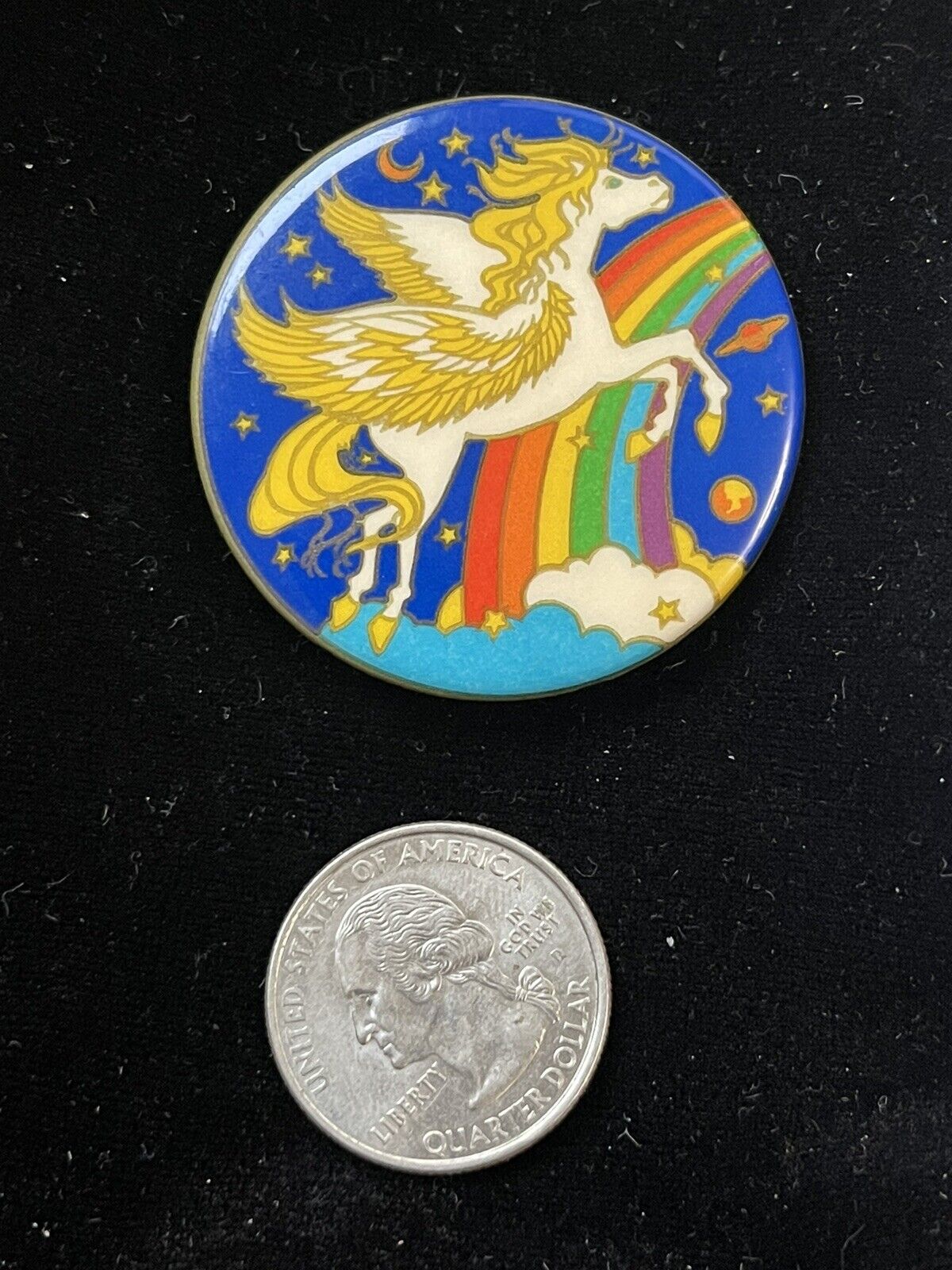 1981 Illuminations White Flying Pegasus Horse Rainbow Vintage Pin Pinback Button