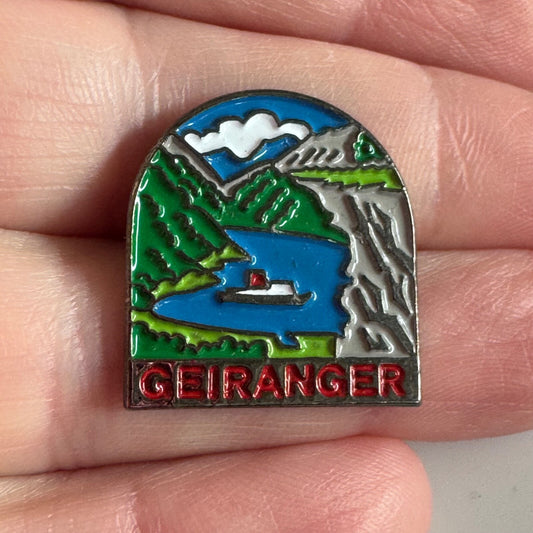 Vintage Geiranger Souvenir Tourist Lapel Pin Fjord Norway 
