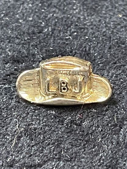 1964 PRESIDENTIAL CAMPAIGN PIN - LBJ - COWBOY HAT