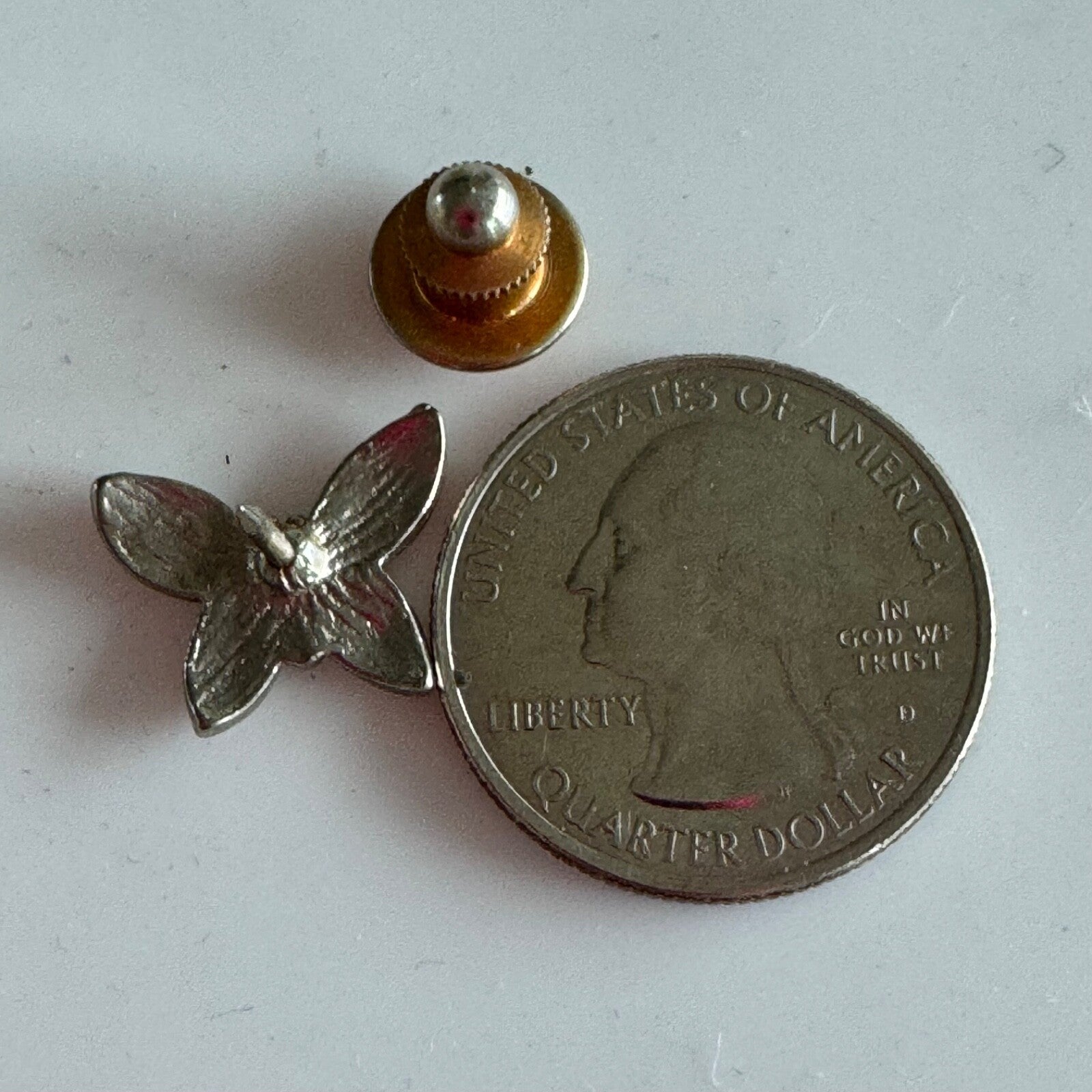 Silver Tone Butterfly Brooch – Small Vintage Insect Pin with Pink Details