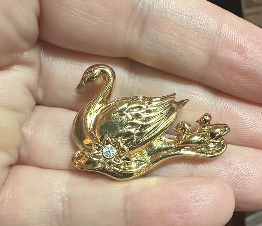 Vintage Signed AVON Swan Duck Clear Crystal Gold tone Pin Brooch Tie Tac Hat